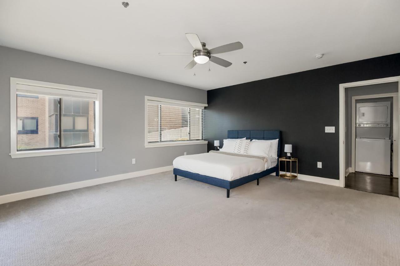 A Prime Plaza Location, Luxury Home And A Well-Appointed Building With Amenities 101 Kansas City Zewnętrze zdjęcie