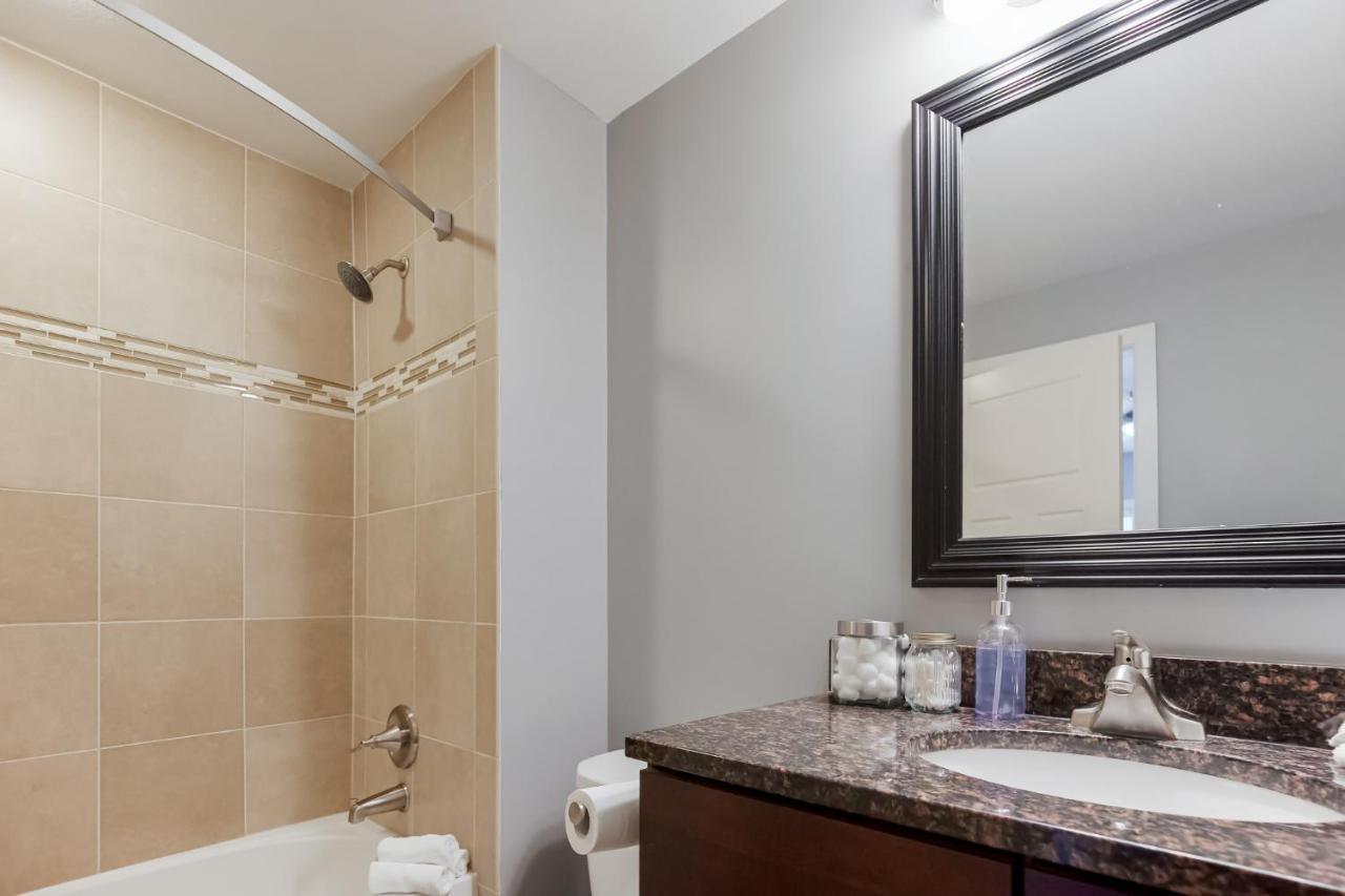 A Prime Plaza Location, Luxury Home And A Well-Appointed Building With Amenities 101 Kansas City Zewnętrze zdjęcie