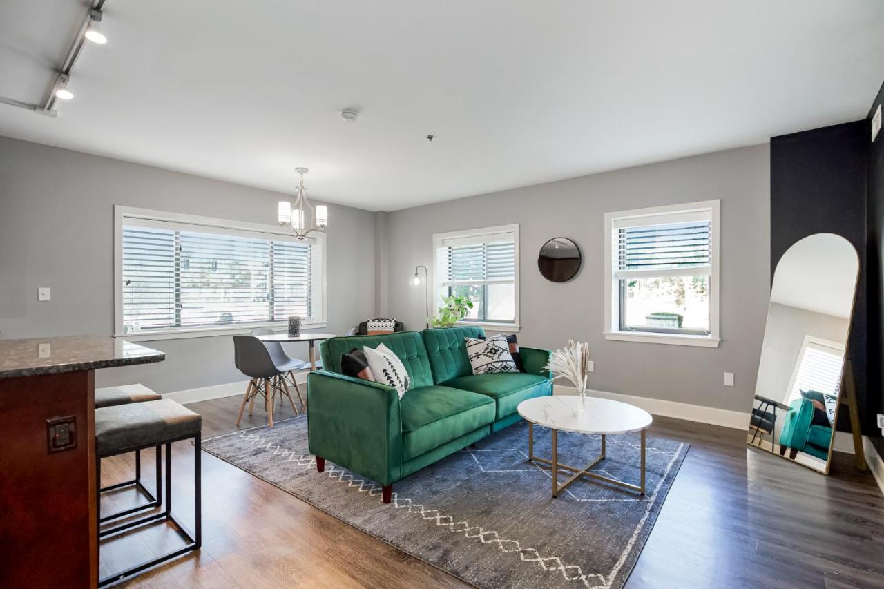 A Prime Plaza Location, Luxury Home And A Well-Appointed Building With Amenities 101 Kansas City Zewnętrze zdjęcie