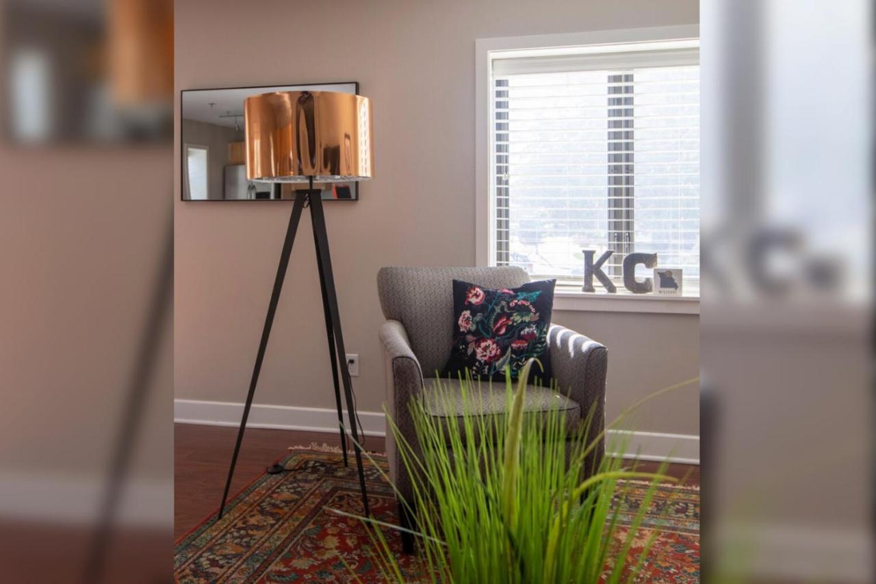 A Prime Plaza Location, Luxury Home And A Well-Appointed Building With Amenities 101 Kansas City Zewnętrze zdjęcie